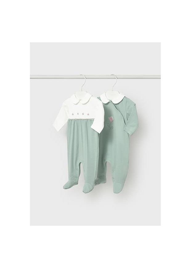 Set 2 babygrows comp.