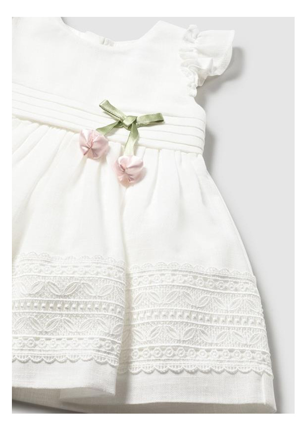 Vestido de fita guipura