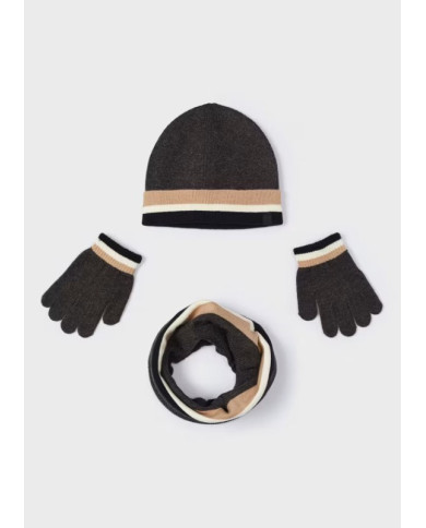 Conjunto Gorro + Cachecol + Luvas Mayoral Conjunto Gorro + Cachecol + Luvas Mayoral